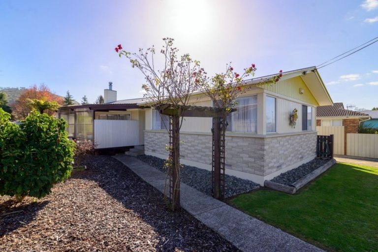 Photo of property in 105 Clayton Road, Mangakakahi, Rotorua, 3015
