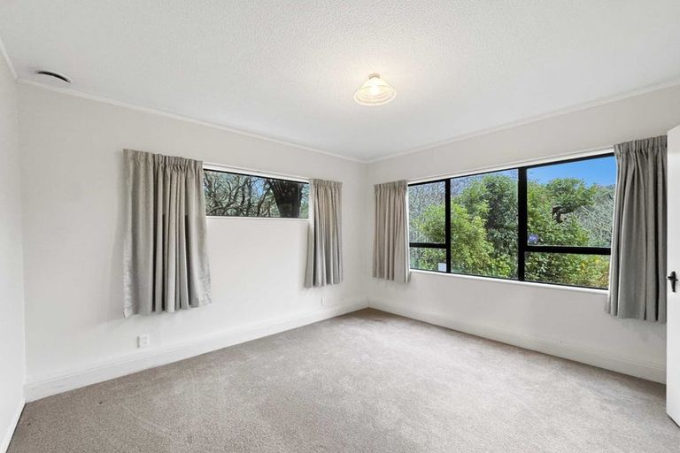 Photo of property in 10a Wingfield Place, Churton Park, Wellington, 6037