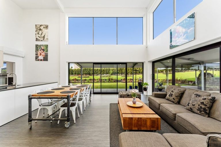 Photo of property in 22 Runway Rise, Dairy Flat, Albany, 0794