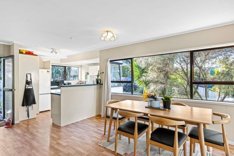 Photo of property in 10a Stillwater Crescent, Stillwater, Silverdale, 0993