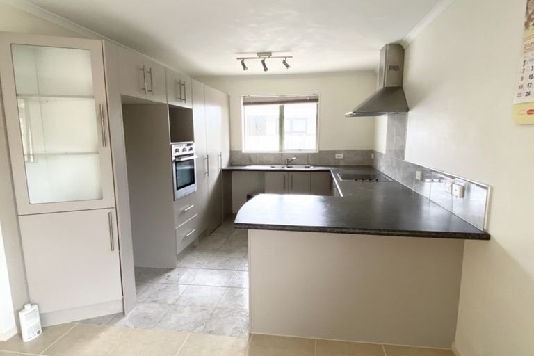 Photo of property in 114a Kimpton Road, Papatoetoe, Auckland, 2025