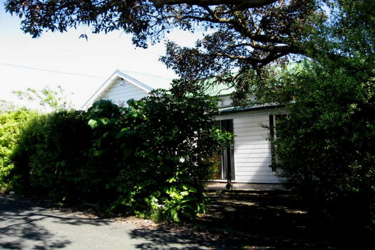 Photo of property in 42 Mount Street, Nelson South, Nelson, 7010