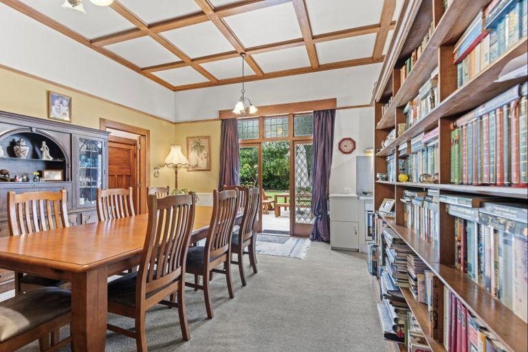 Photo of property in 43 Rainforth Street, Roslyn, Palmerston North, 4414