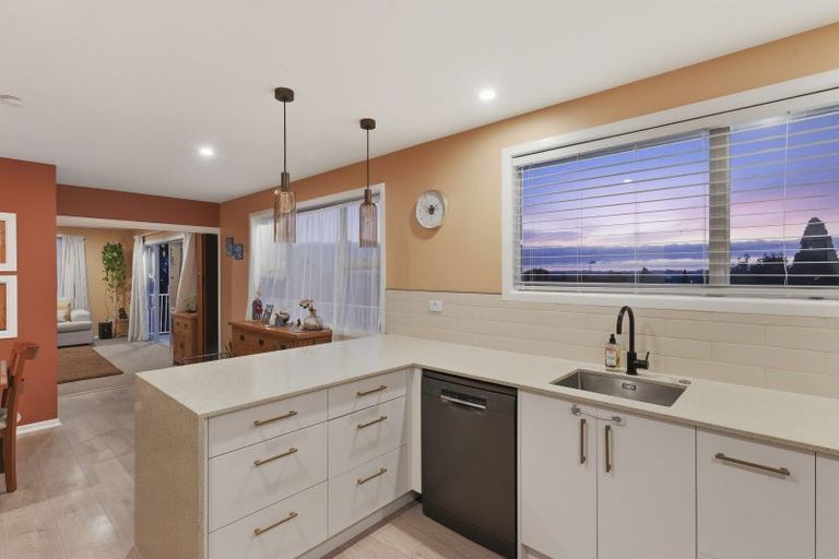 Photo of property in 27 Lancaster Street, Levin, 5510