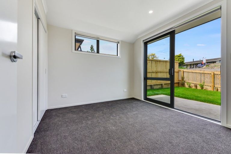 Photo of property in 75 Waruhia Crescent, Rototuna North, 3281