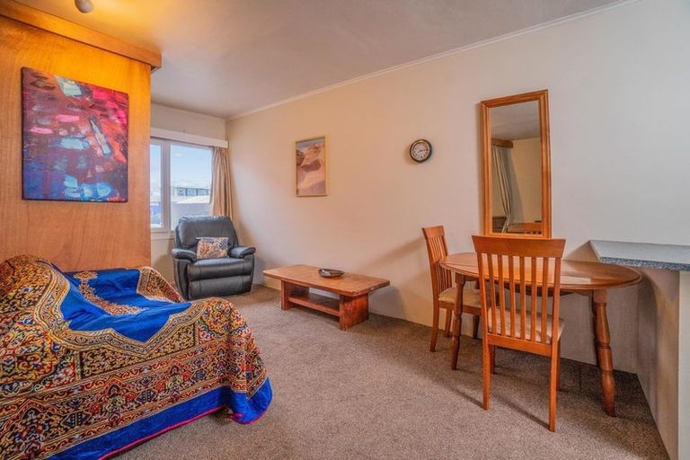 Photo of property in Eden Heights Apartments, 1m/94 Dominion Road, Mount Eden, Auckland, 1024