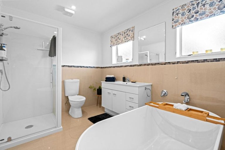 Photo of property in 67a Park Road, Carterton, 5713