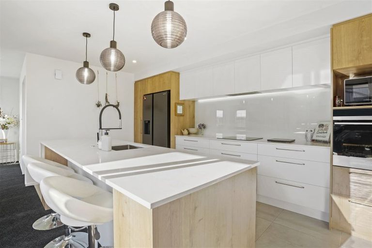 Photo of property in 21 Goldie Drive, Rangiora, 7400