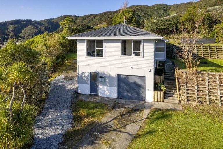 Photo of property in 16 Tyrone Grove, Wainuiomata, Lower Hutt, 5014