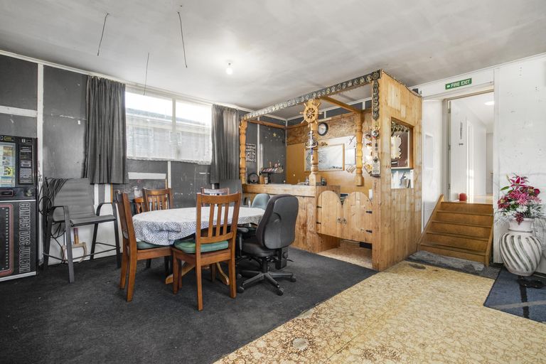 Photo of property in 5 Freshney Place, Hillpark, Auckland, 2102