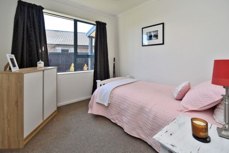 Photo of property in 58 Bromley Road, Bromley, Christchurch, 8062