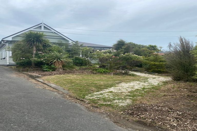 Photo of property in 35 Beckford Road, Saint Martins, Christchurch, 8022