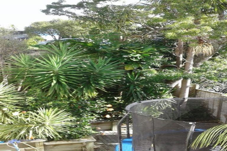 Photo of property in 2/20a Rawene Road, Birkenhead, Auckland, 0626