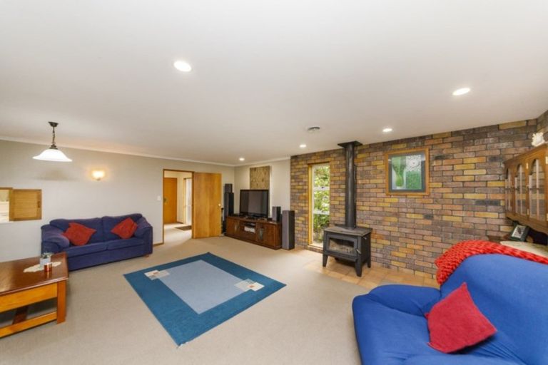 Photo of property in 1089 Saddle Road, Ashhurst, 4810