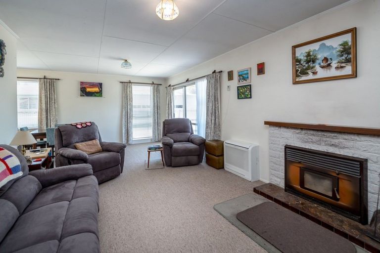 Photo of property in 24 Kupe Drive, Carterton, 5713