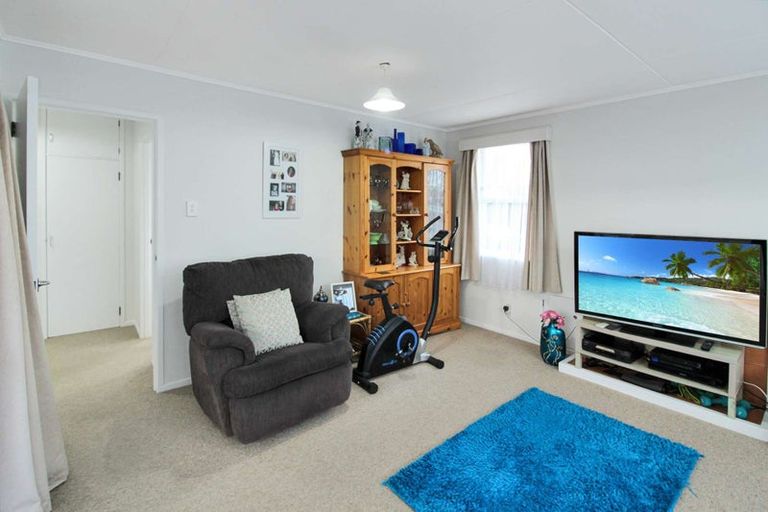 Photo of property in 13 Russell Street, Marton, 4710