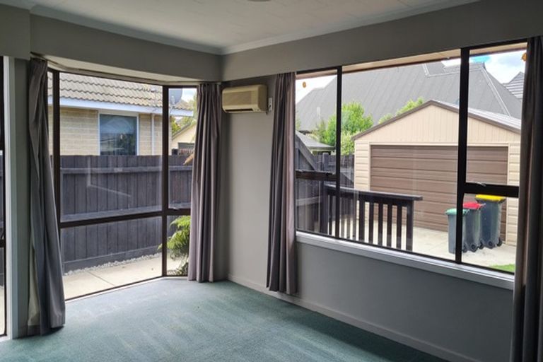 Photo of property in 55 Woolley Street, Avondale, Christchurch, 8061