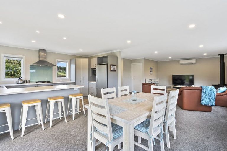 Photo of property in 5 Te Ariki Drive, Waitarere, Levin, 5510