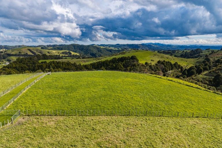 Photo of property in 579 Ormiston Road, Ruakaka, Waipu, 0582