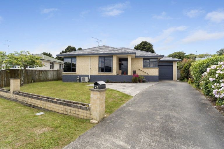 Photo of property in 24 Millhaven Place, Otaki, 5512