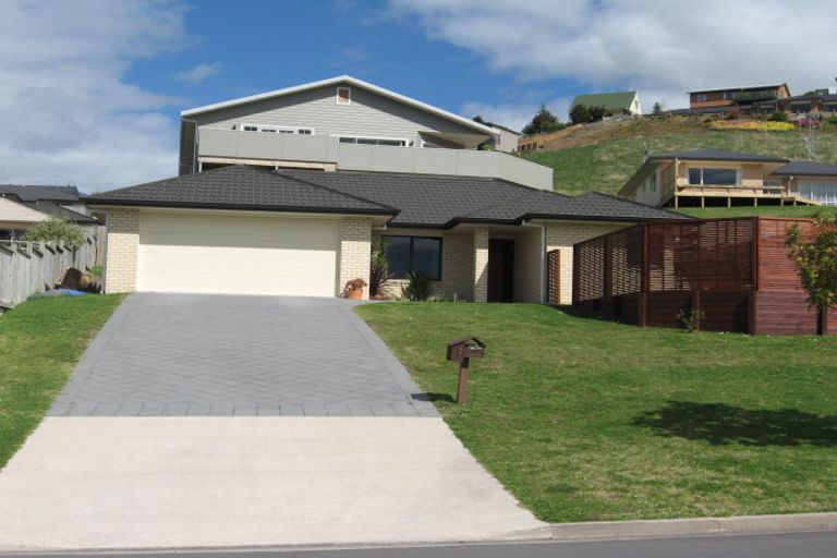 Photo of property in 3 Bateleur Close, Welcome Bay, Tauranga, 3112