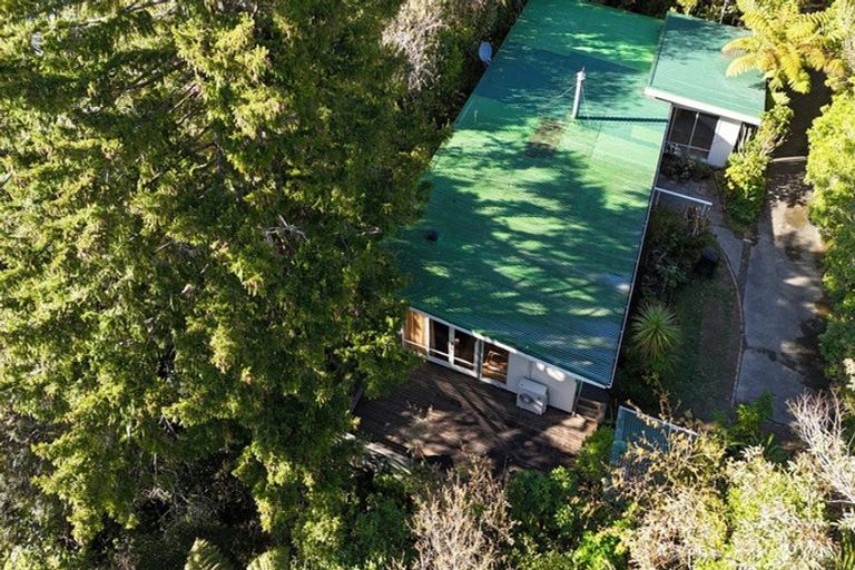 Photo of property in 235 Plateau Road, Te Marua, Upper Hutt, 5018