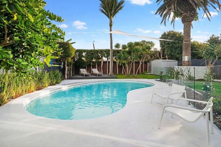 Photo of property in 37 Ohinerau Street, Remuera, Auckland, 1050