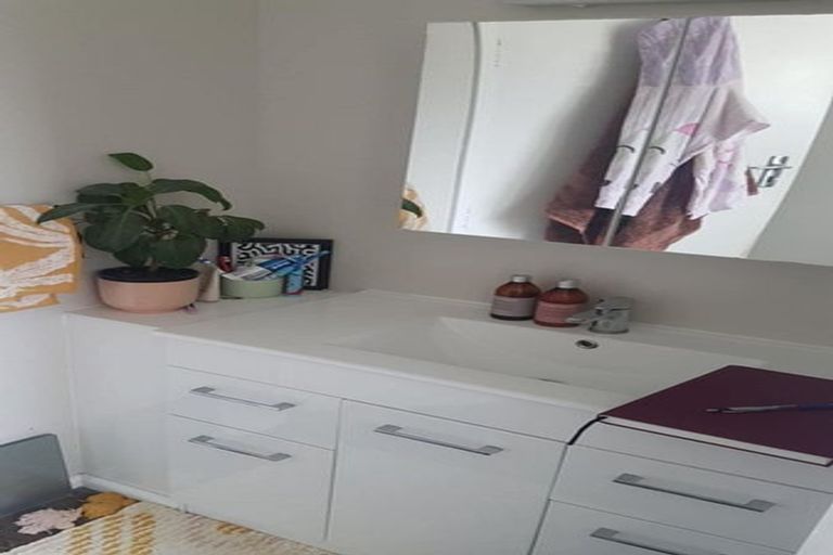 Photo of property in 15 Devon Street, Taradale, Napier, 4112