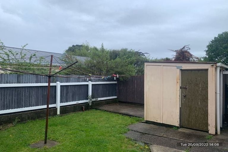 Photo of property in 29-31a Peel Street, Westport, 7825