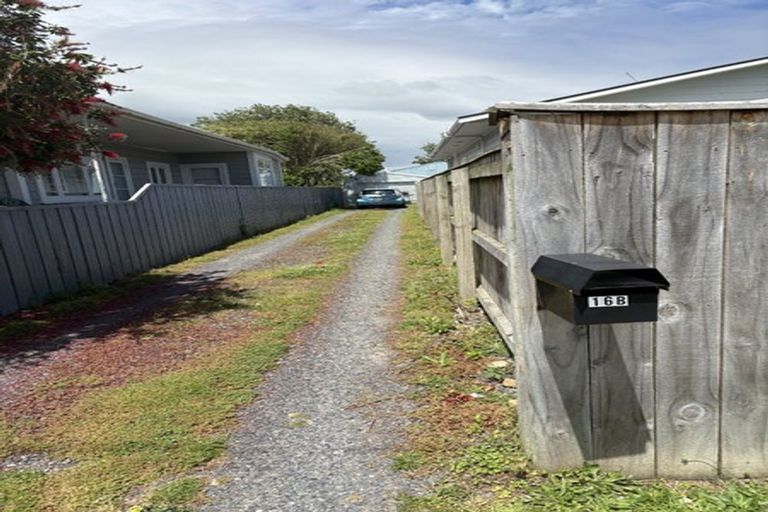 Photo of property in 16 Wilton Street, Levin, 5510