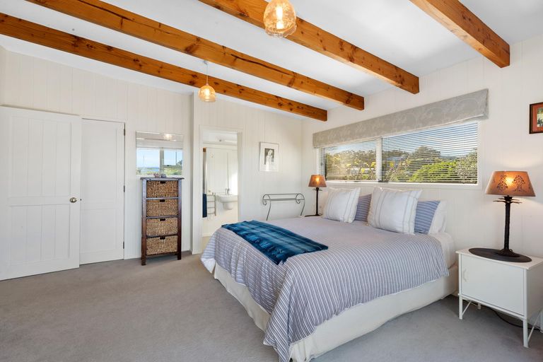 Photo of property in 27 Cotterell Street, Leigh, 0985