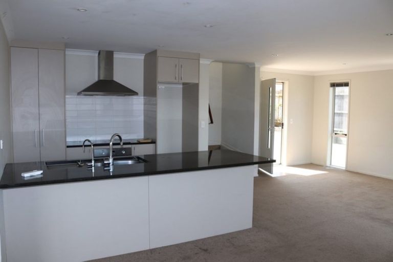 Photo of property in 19a Matthews Road, Flat Bush, Auckland, 2019