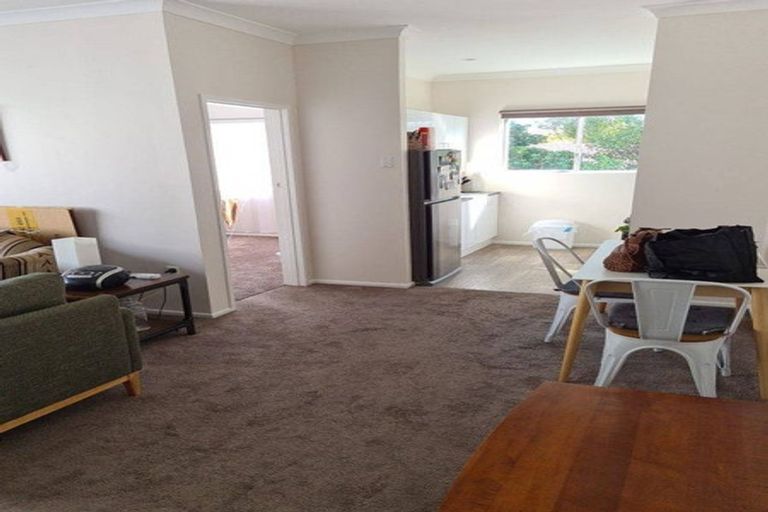 Photo of property in 71j Randwick Crescent, Moera, Lower Hutt, 5010