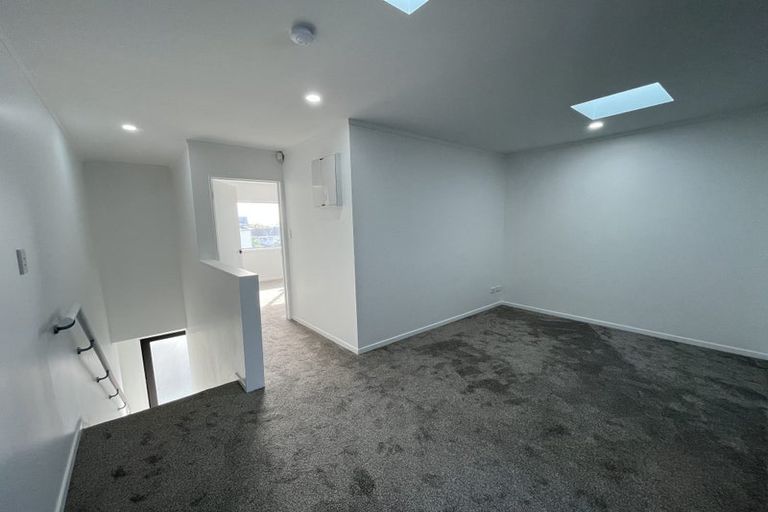 Photo of property in 19 Yeoman Place, Howick, Auckland, 2014