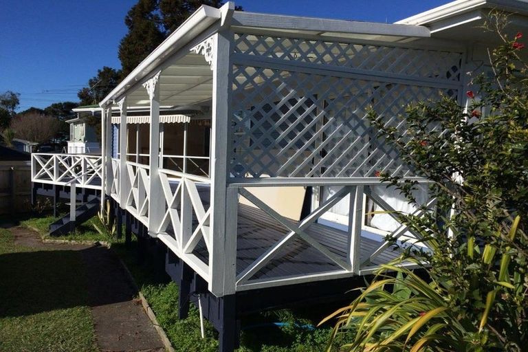 Photo of property in 45 Glen Marine Parade, Glendene, Auckland, 0602