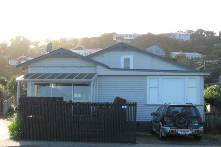 Photo of property in 44a/b Moana Road, Plimmerton, Porirua, 5026