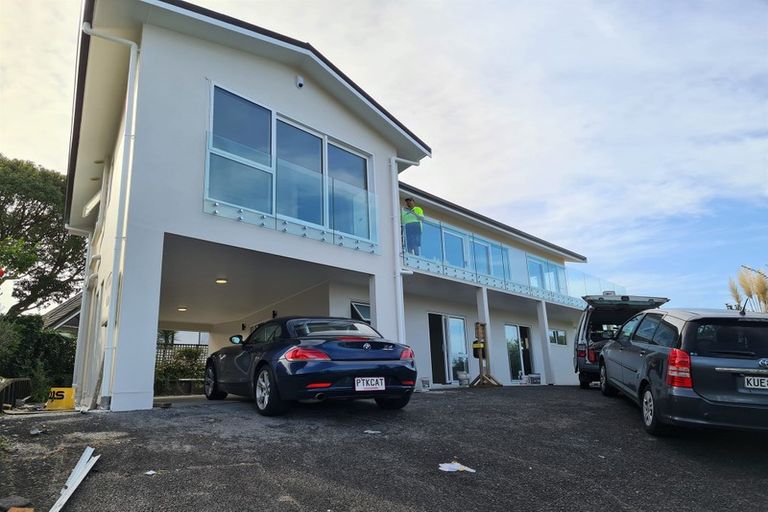 Photo of property in 1/29 Bayview Road, Browns Bay, Auckland, 0630