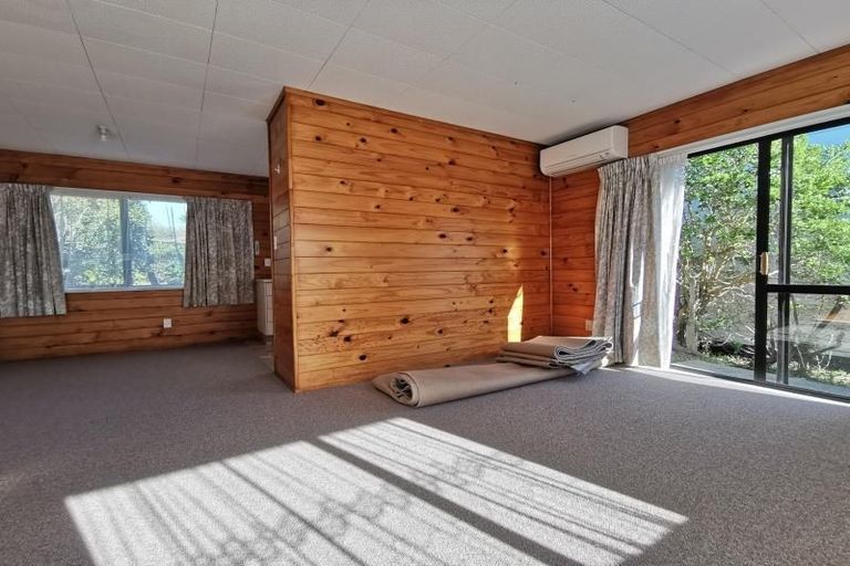 Photo of property in 35a Broderick Road, Johnsonville, Wellington, 6037