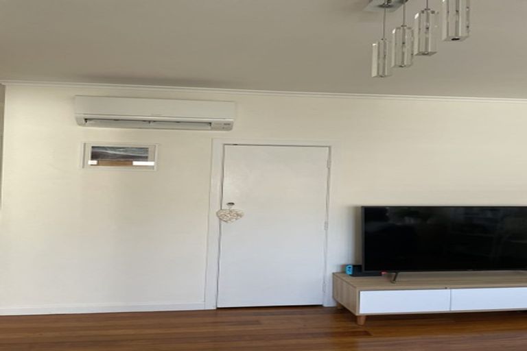 Photo of property in 2/1a Wade Avenue, Onehunga, Auckland, 1061