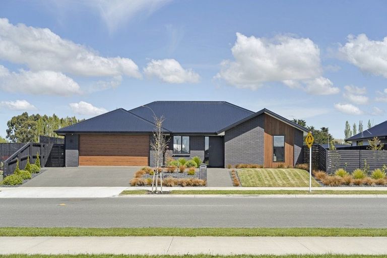 Photo of property in 129 Townsend Road, Rangiora, 7400