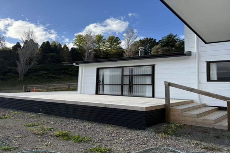 Photo of property in 18 Manuka Drive, Whangamata, 3691