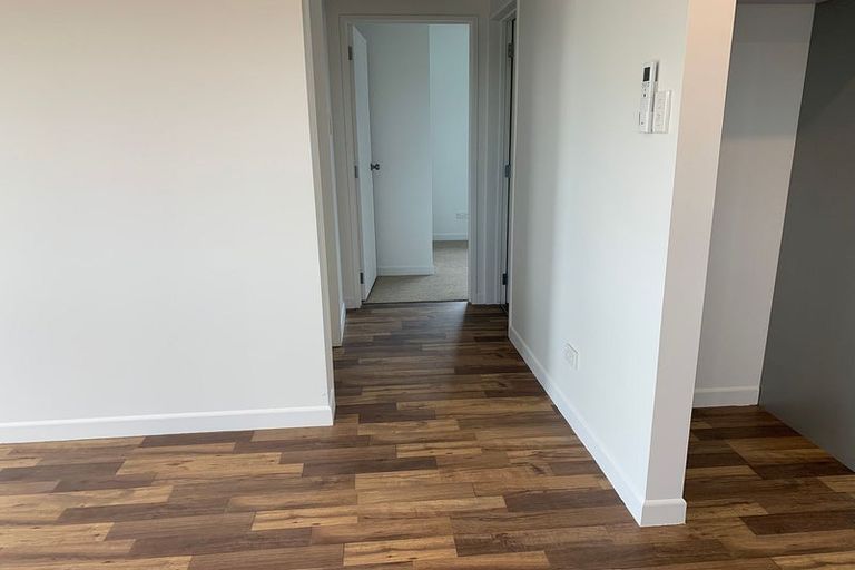 Photo of property in 97 Sturges Road, Henderson, Auckland, 0612