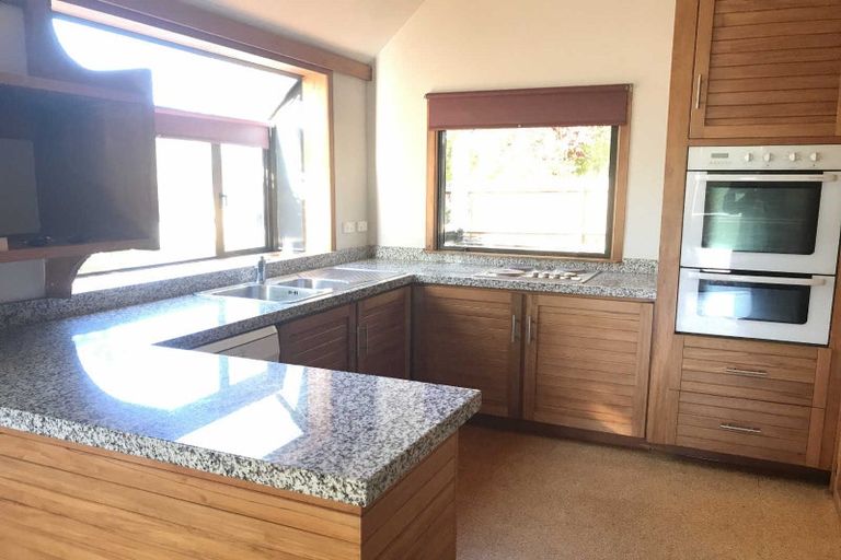 Photo of property in 1/125 Champion Street, Edgeware, Christchurch, 8013