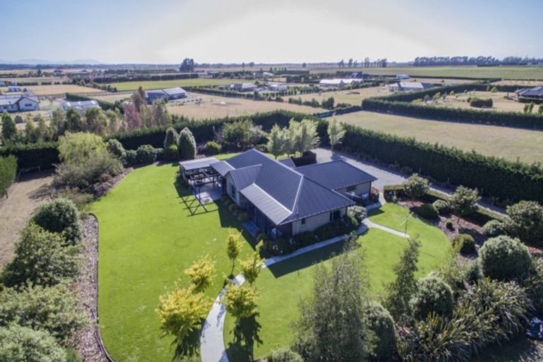 Photo of property in 65 Windsor Drive, Kirwee, Darfield, 7571