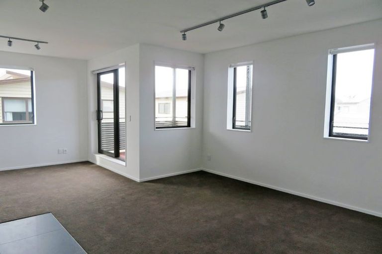 Photo of property in The Firemans Apartments, 203/321 Jackson Street, Petone, Lower Hutt, 5012