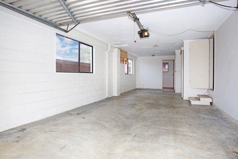 Photo of property in 2/16 Ridge Road, Howick, Auckland, 2014