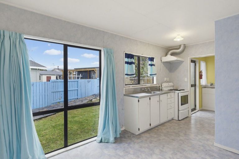 Photo of property in 23 Douglas Street, Levin, 5510
