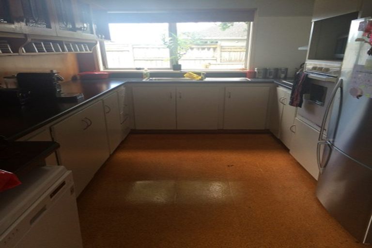 Photo of property in 72 Ridge Road, Howick, Auckland, 2014