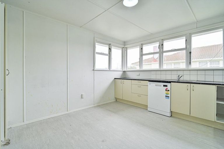 Photo of property in 15 Peterhead Avenue, Flaxmere, Hastings, 4120