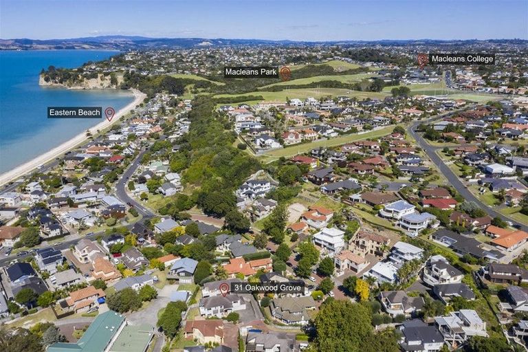 Photo of property in 31a Oakwood Grove, Eastern Beach, Auckland, 2012